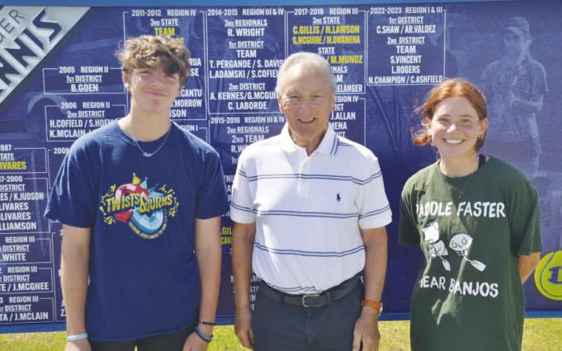 Kaleb Roberts, left, Phillip King and Allison Valdez pose together for a photo at the Lampasas tennis courts. COURTESY PHOTO | KENNETH PEISER