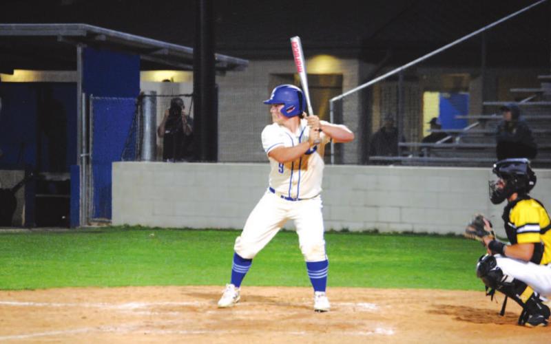 Avery Smith loads up while waiting for a pitch from the Gatesville starter on a night he went 2-2 at the plate with three RBIs. HUNTER KING | DISPATCH RECORD