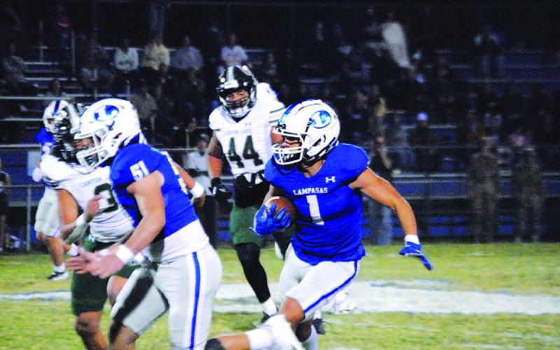 Badgers give up 21 points in fourth quarter, lose to Canyon Lake