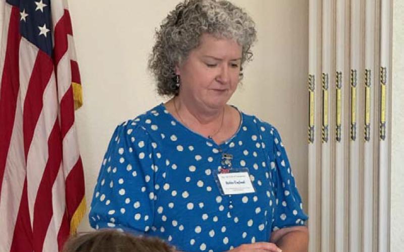 Robin England speaks to The ’36 Club about the Lighthouse Pregnancy Center in Lampasas. COURTESY PHOTO