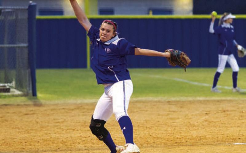 Expect Brooklyn Farmer to be strong in the circle for Lampasas. HUNTER KING | DISPATCH RECORD