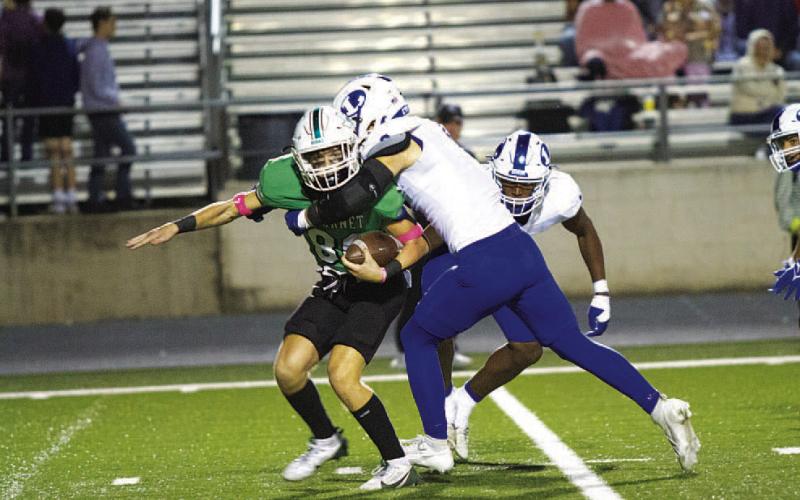 Brady Renfrew will look to make more tackles for loss tonight against Stephenville. HUNTER KING | DISPATCH RECORD