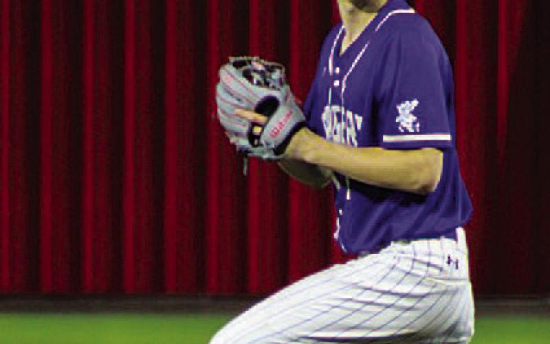 Calum Mitchell pitched well in the junior varsity Badgers’ win over Salado last week. HUNTER KING | DISPATCH RECORD