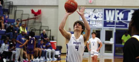 Calum Mitchell releases a free throw during Monday’s game against Copperas Cove. HUNTER KING | DISPATCH RECORD