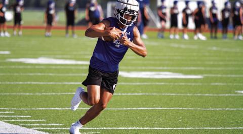 Ty Johnson and Badger football started after-school practice Thursday. HUNTER KING | DISPATCH RECORD