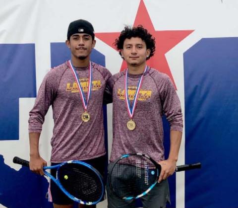 Hornets defeated at state tennis tournament