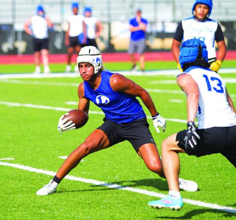 Jaden McElwain will make an impact at receiver in 2025. FILE PHOTO