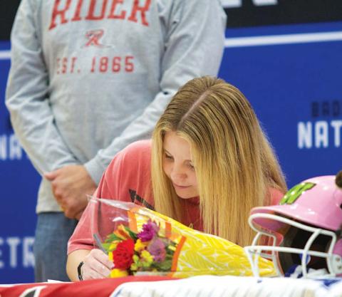 Lady Badger softball player signs letter of intent