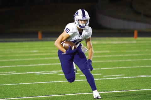 HUNTER KING | DISPATCH RECORD Haegan Oncken found the end zone twice against Dumas.