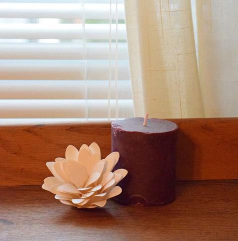 Placement of candles near draperies or paper products can be a hazard. This Valentine’s Day, officials recommend using candle holders or flameless, batteryoperated candles to keep the occasion memorable for the right reasons. Alexandria Randolph | Dispatch Record