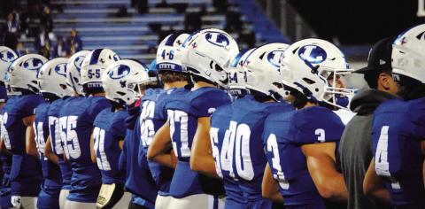 Several Lampasas players receive all-district football honors