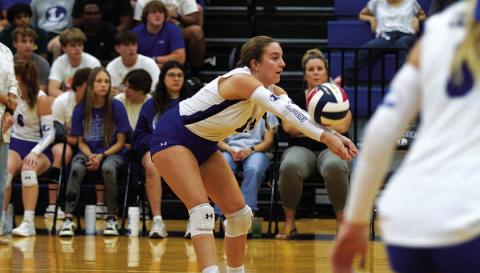 HUNTER KING | DISPATCH RECORD Abbey Green passes the ball to a teammate during the Lady Badgers’ match against Shoemaker.