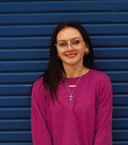 Name: Gabrielle Lewellen Class: Junior Sport: Soccer
