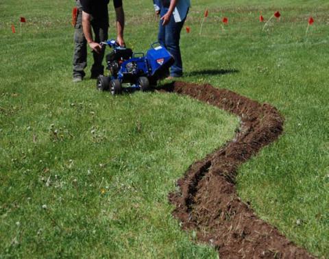 When creating large garden beds, rent a power edger to make the job easier. COURTESY PHOTO | MELINDAMYERS.COM