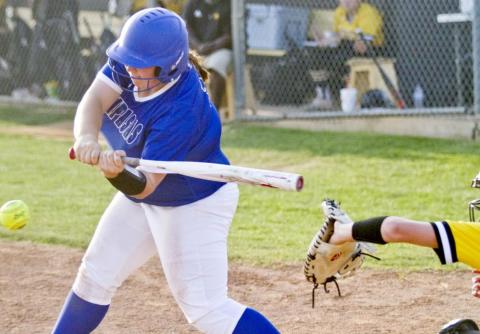 Harley Wakeman drove in two runs and pitched five innings in an 8-7 district loss at Gatesville. JEFF LOWE | DISPATCH RECORD