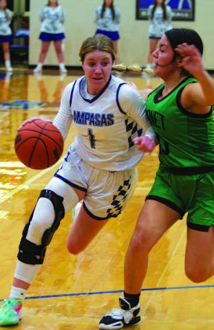Aspen Wheeler was the Lady Badgers’ leading scorer in Tuesday’s contest. HUNTER KING | DISPATCH RECORD