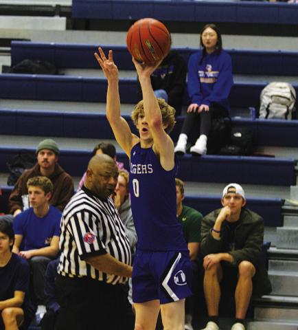 Peyton Sisson played one of his most efficient games in Tuesday’s win over Lago Vista. HUNTER KING | DISPATCH RECORD
