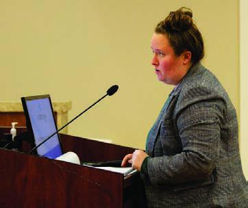 Bailey Carter, recreation specialist for Lampasas, presents information on sponsorships and naming rights that could generate revenue for the city. HUNTER KING | DISPATCH RECORD