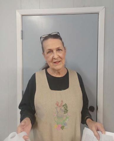 Lanetta Sprott led a hands-on program to help club members recycle milk jugs into a mini seed-starter container. COURTESY PHOTO