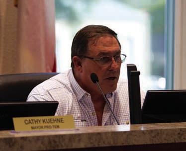 Mayor Herb Pearce joined council members Dorothy Person, Edward Gold and Davis Keele in voting against a specific-use permit for a proposed smoke shop to operate on Key Avenue. HUNTER KING | DISPATCH RECORD