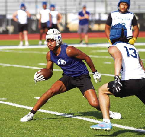 Jaden McElwain plants his foot to juke out a Jarrell defender last Thursday afternoon. HUNTER KING | DISPATCH RECORD