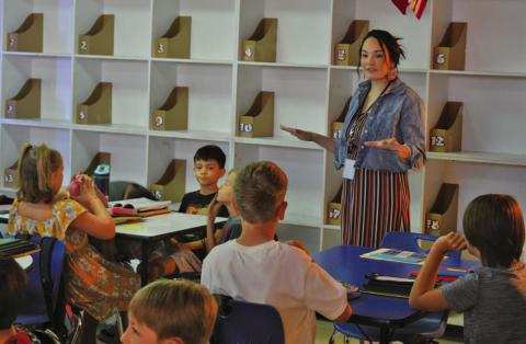 Kline Whitis Elementary School third-grade teacher Molly Arevalo leads class during the first day of school. ERICK MITCHELL | DISPATCH RECORD