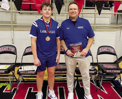 Badgers go 3-1, win consolation bracket