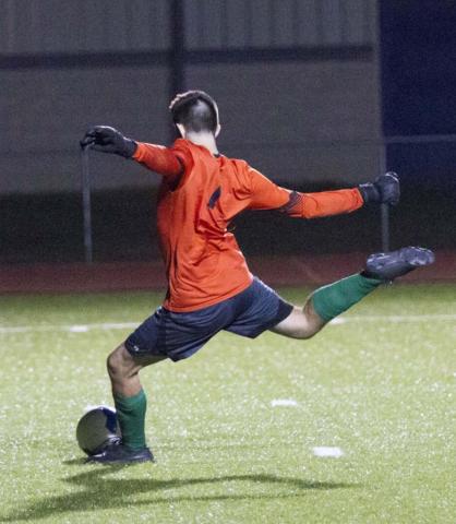 Badgers prepare for soccer playoffs against Rockets