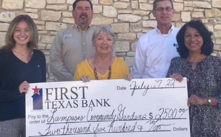 Bank donates to Community Garden