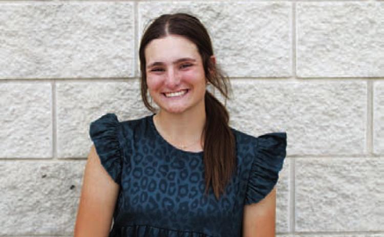 Name: Paige Rutland Class: Senior Sport: Golf Favorite School Subject: Math Favorite Vacation: Marco Island, Florida One Person To Meet: Megan Maroney Main Goal This Season: Medal at state