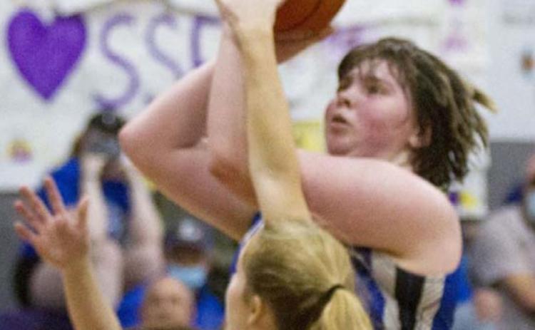 Morgan Lovejoy scored eight points in the first half as the Lady Badgers beat Brownwood for the second time this year and qualified for the playoffs. JEFF LOWE | DISPATCH RECORD