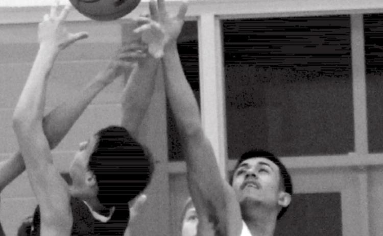 Senior guard Enrique Caso, right, shown in a previous game, led the Hornet offense on Tuesday. FILE PHOTO