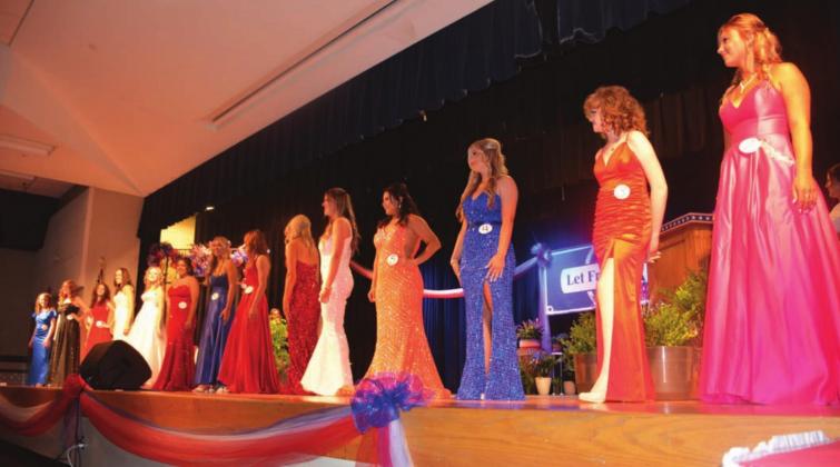 Miss Spring Ho contestants take the stage