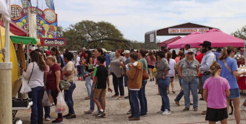 Lometa’s Regional Park was packed to the brim on Saturday, with patrons filling up the jubilee’s vendor walkways. MASON HINES | LAMPASAS DISPATCH RECORD