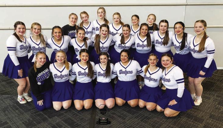 COURTESY PHOTO | SHANNON LINDSEY Lampasas cheer poses with their 10th-place trophy from last week’s national competition.