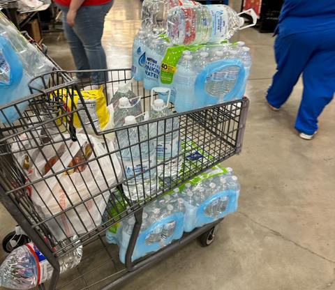 Residents headed to stores Thursday morning to stock up on water in case service was suspended. At HEB, store associates cautioned customers not to panic buy. HEB also said it has trucks on standby to bring more water to the community if needed. JOYCESARAH MCCABE | DISPATCH RECORD
