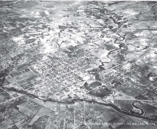 About 1925: Fairchild Aerial Survey Photo of Lampasas. Key Avenue is only 15 blocks long. It starts on the north side of Sulphur Creek and ended at the corner of Avenue E. There are no bridges on Grand Avenue at Sulphur or Burleson Creeks. courtesy photo | fairchild aerial survey