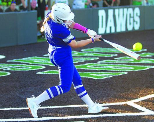 HUNTER KING | DISPATCH RECORD Aspen Wheeler had a double in last Friday’s game.