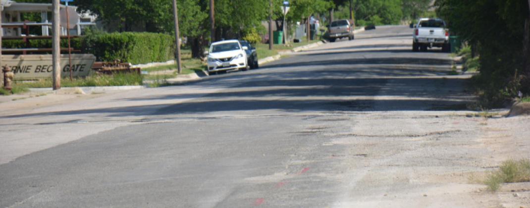 South Live Oak is one of several roads on the city’s proposed mill/overlay projects list. The total cost for work on all 17 street segments, which represent just over a mile of roadway, would be $391,000, officials say. MONIQUE BRAND | DISPATCH RECORD