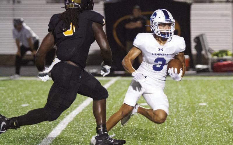 Senior wide receiver Tripp Stinnett breezes by Gatesville’s linebackers on his way to a long gain for the Badgers. Stinnett is shaping up to be a core aspect of Lampasas’ offensive effort this season. He is one of the seniors who will be honored in this week’s Senior Night celebration. ANA SOFIA MEYERL | DISPATCH RECORD
