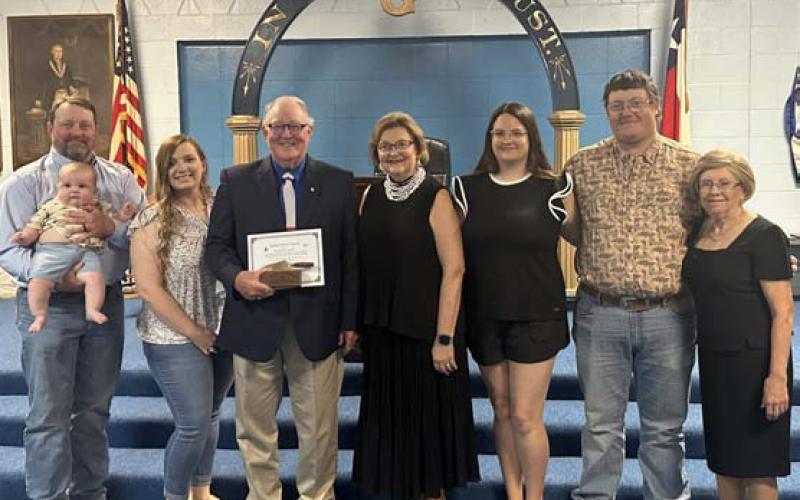 On hand for the presentation of the Golden Trowel Award to Past Master Mickey Edwards, in center, were Reagan, Braden and Tate Edwards, at left; Edwards’ wife, Jani Edwards; Morgan and Jay Edwards; and Kay Hewitt, at right. COURTESY PHOTO