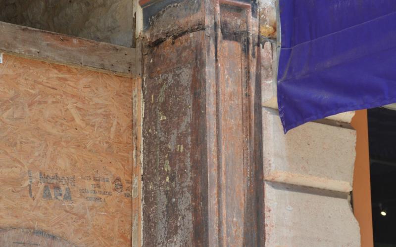 These ornate steel columns previously had been hidden under a layer of brick. ALEXANDRIA RANDOLPH | LAMPASAS DISPATCH RECORD