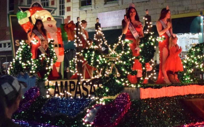 The Lampasas Spring Ho Queen court was part of this year’s lighted Christmas parade. ALEXANDRIA RANDOLPH | DISPATCH RECORD