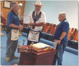 John Easler of Copperas Cove receives a service award from Saratoga Masonic Lodge #546 at a recent meeting. courtesy photo