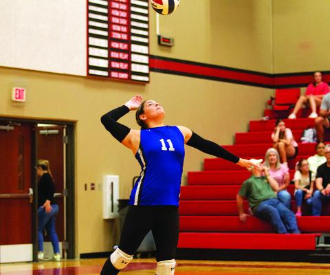 HUNTER KING | DISPATCH RECORD Adalynn Munoz serves the ball during the Lady Badgers’ final volleyball match of the season against Salado on Tuesday.