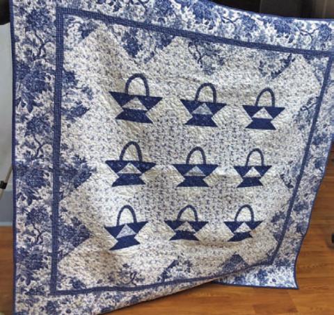 COURTESY PHOTO L-M Garden and Civic Club is holding a raffle for this 54x54inch handmade quilt. Tickets are $1 each or six for $5 and can be purchased at the club’s Diamondback Jubilee booth on Saturday, or from any Garden Club member.