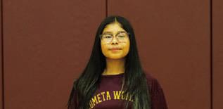 Name: Kenia Limon Class: Freshman Sport: Volleyball and Basketball Favorite Teacher or Coach: Coach Shelton Favorite Place in Town: N/A One Person You Look up To: N/A Main Goal This Season: Get better