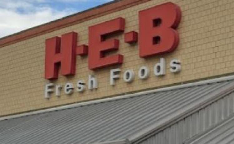 A multi-county car chase ended at the local H-E-B Sunday. MONIQUE BRAND | DISPATCH RECORD