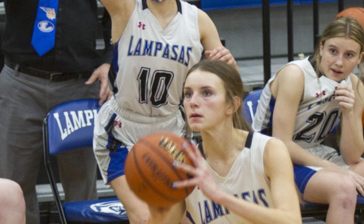 Addison McDonald made the game-winning shot on Tuesday, as the Lady Badgers beat Glen Rose.