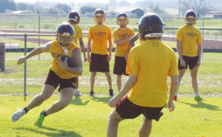 MASON HINES | DISPATCH RECORD Lukas Smailus-Cruz makes a move during a drill to find open space.